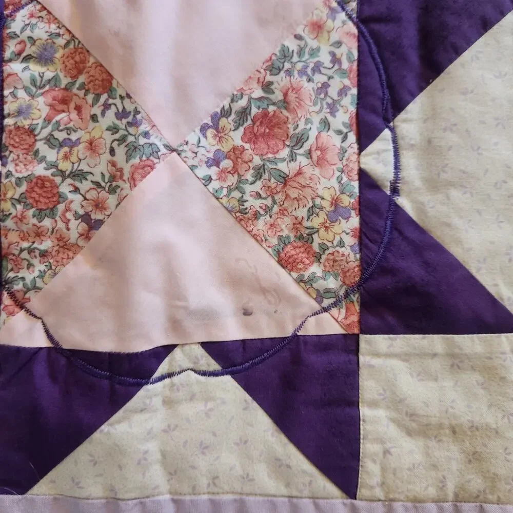 Beautiful Hand Made Quilted Table Runner